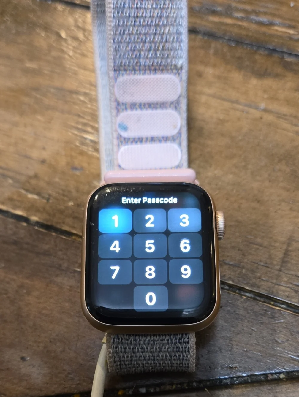 apple 4 passcode apple
